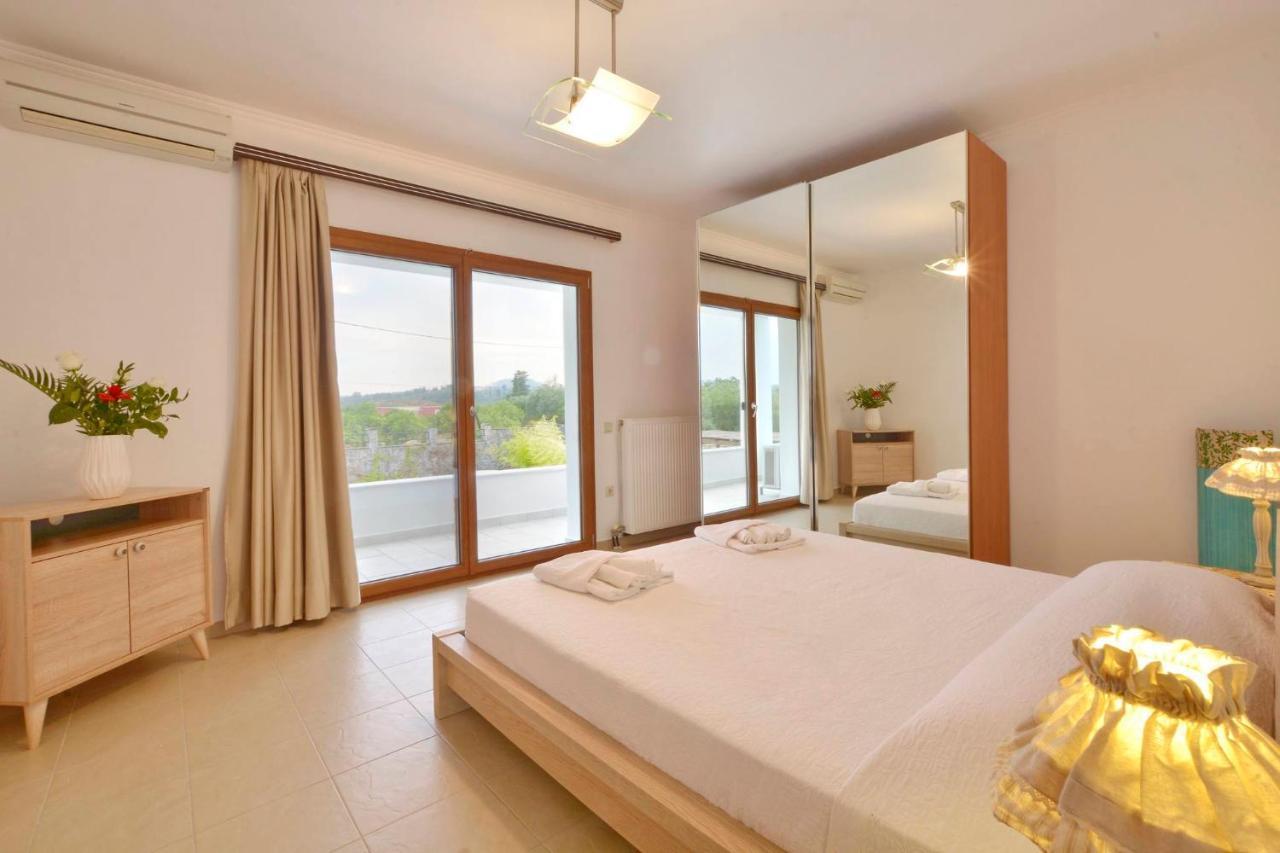 Sunlight Eros Villa Afra Exterior photo
